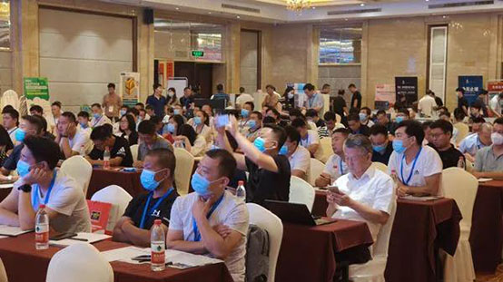 菲思盾亮相慧聰暖通巡展鄭州站